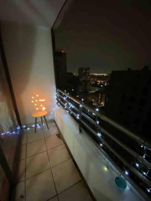 Comodo Departamento En El Centro De Stgo Apartman Santiago Kültér fotó